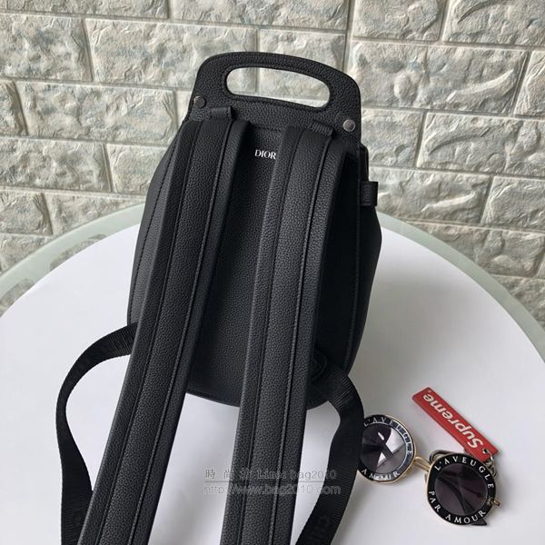 Dior包 迪奧雙肩包 2019秋冬款黑色粒面觸感小牛皮和黑色縫線雙肩包 Dior後背包  Dyd1249